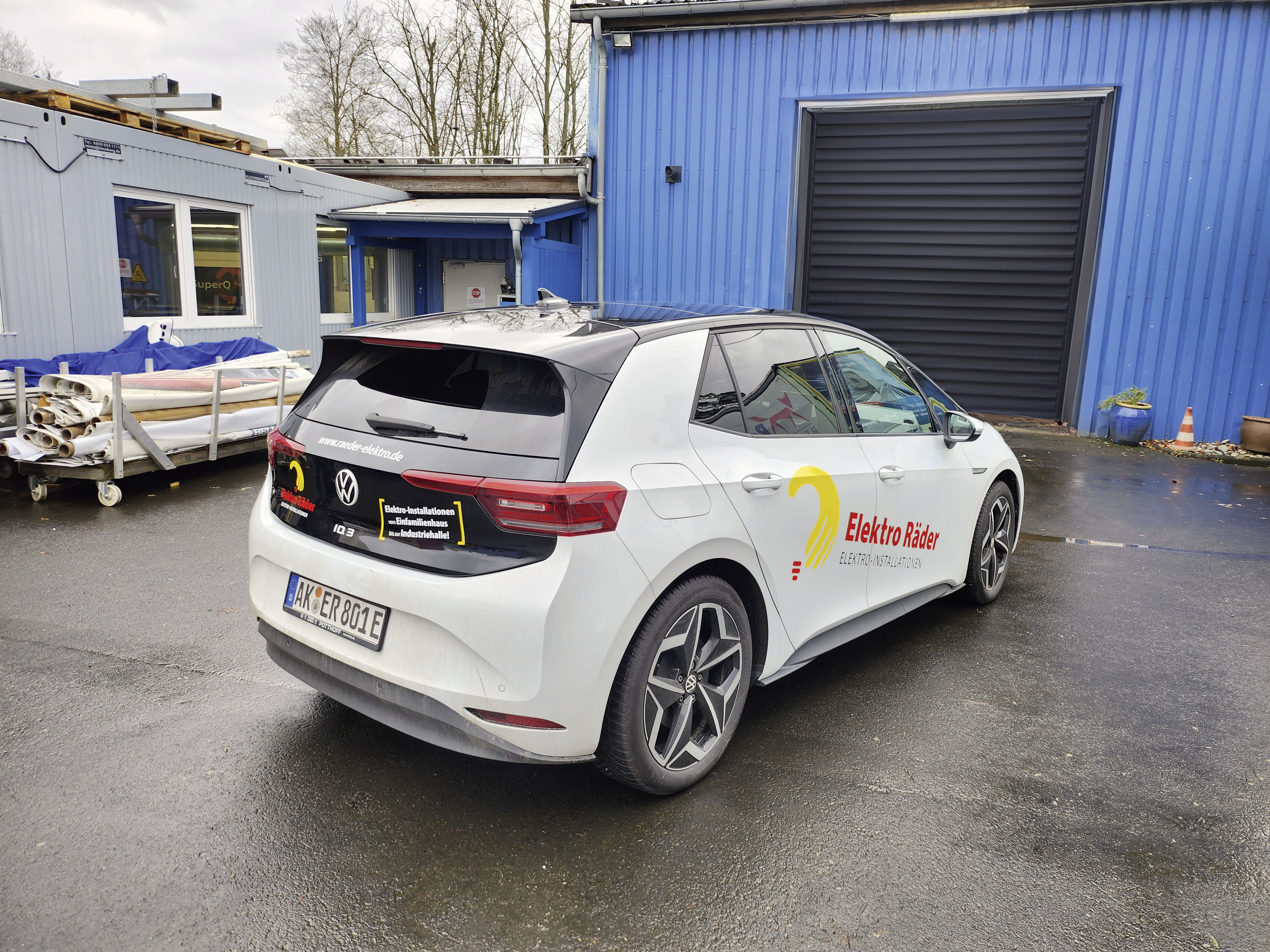 LKW_Plane_01_2000x1180